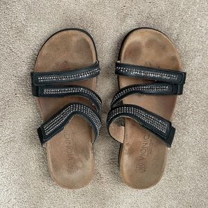 Vionic Afton Black Leather Rhonestone Sandal
